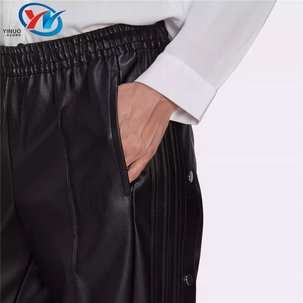 Adidas/阿迪达斯 三叶草 女子经典侧排扣休闲皮裤运动长裤 II6099,淘宝优惠券,粉丝福利购,淘宝优惠卷