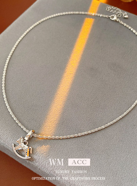 18K真金电镀摇摇马吊坠项链时尚个性冷淡风锁骨链新中式复古饰品