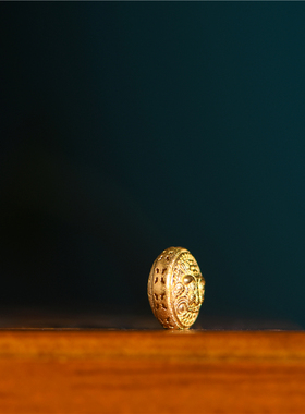 足金手工錾刻古法黄金玄武隔珠