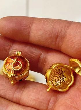 可以打开香囊嘎乌盒镂空吊坠