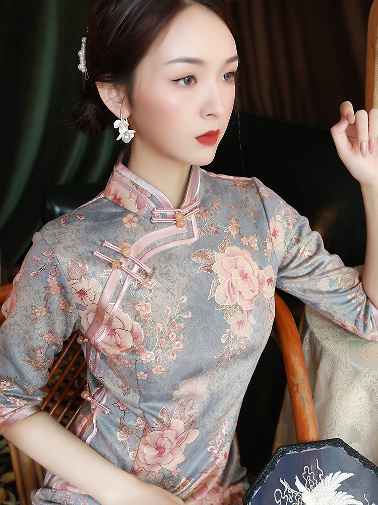 麂皮绒旗袍2020年新款气质女连衣裙 阑桂羽旗袍