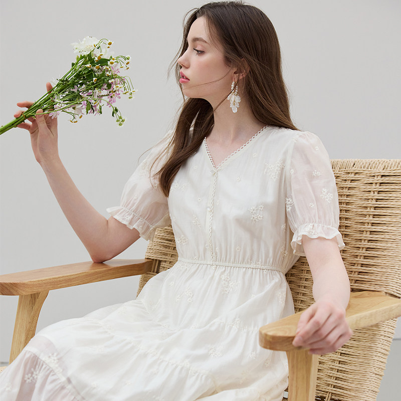 KBNE【热销爆款推荐】米色法式无袖雪纺衫2025夏新款蛋糕裙牛仔裤