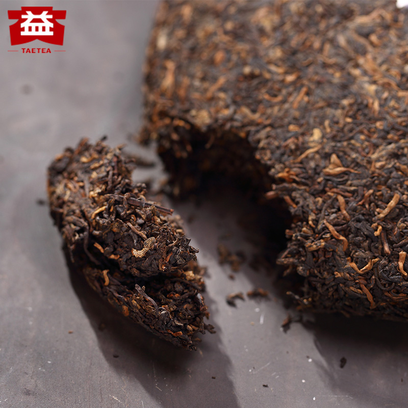 大益普洱茶金针白莲熟茶2014年1401批勐海茶厂357g*7饼一提装饼茶