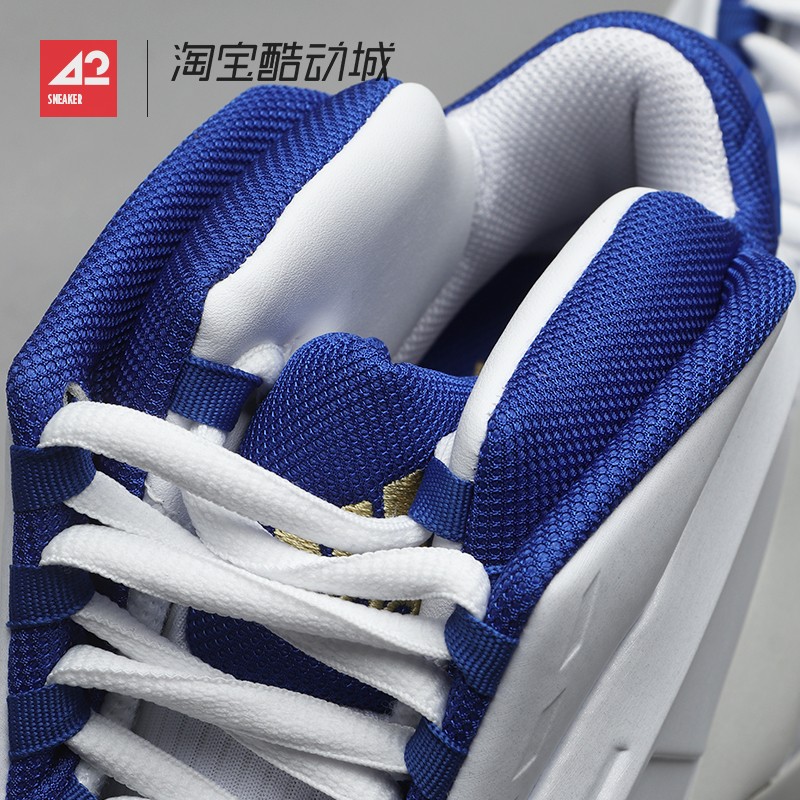 现货42运动家Adidas Crazy 1 白蓝 经典复刻中帮复古篮球鞋IG3734 - 图2