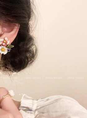 珐琅彩花朵耳钉女春天甜妹森系气质高级感耳环洋气可爱不对称耳饰