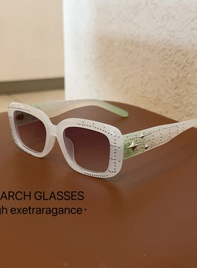 欧美方形多铆钉辣妹复古GM墨镜女潮圆脸显脸小时髦凹造型太阳眼镜