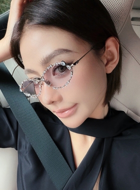潮品新款个性镶闪钻金属椭圆形太阳眼镜女高级感小众猫眼平光镜男