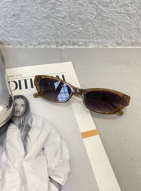 2024年新款小香墨镜女blingbling亮闪闪镜框粉欧美太阳镜复古洋气