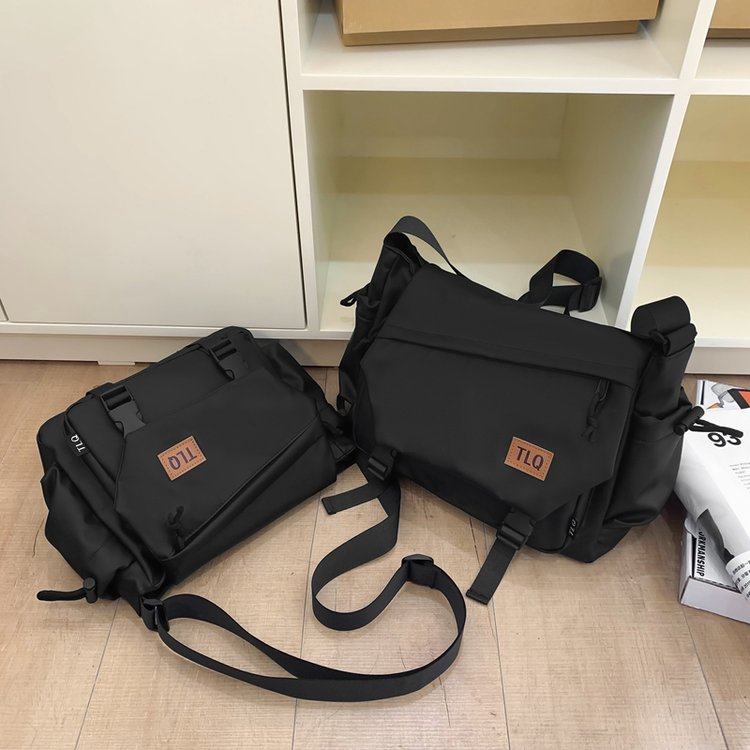 男士斜挎包潮牌2025新款大容量单肩包男轻便通勤邮差包休闲背包女,淘宝优惠券,粉丝福利购,淘宝优惠卷