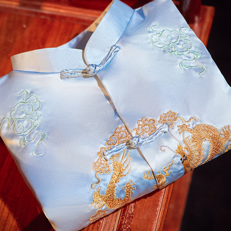 蓝色秀禾服孔雀新郎2020 焦点红颜旗袍