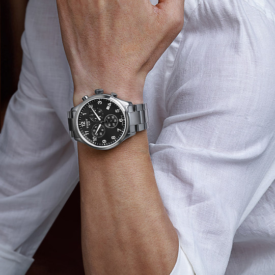 Tissot Quartz Steel Band Watch