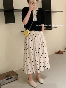 Pumpkin seed women's custom-made fat sister mm black and white polka dot high waist spring and summer loose slimming half-length umbrella skirt