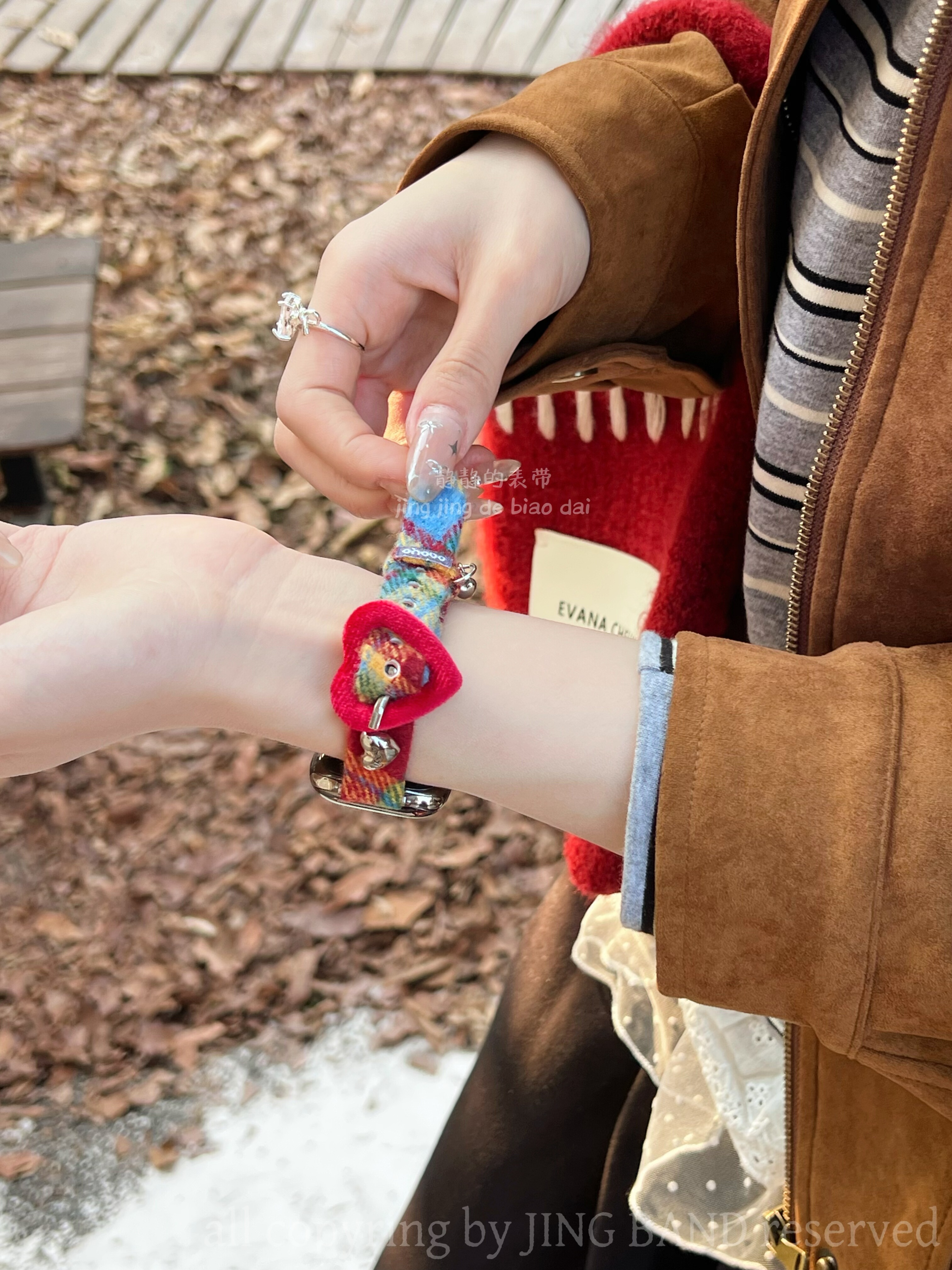 红丝绒爱心扣秋冬彩适用于苹果手表s11代静静的表带iwatch10987s,淘宝优惠券,粉丝福利购,淘宝优惠卷