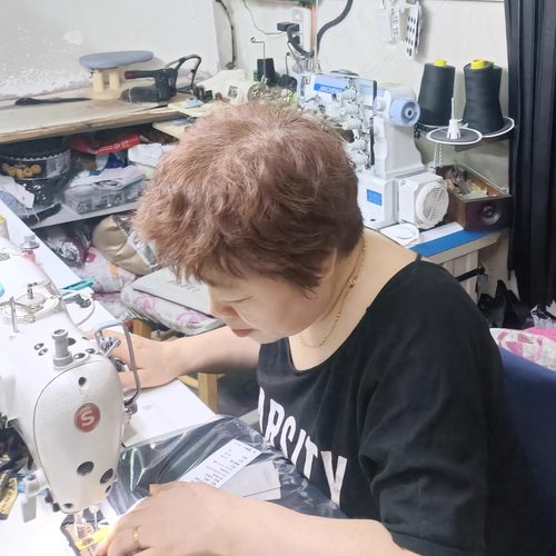 裁缝专业换拉链夹克皮衣牛仔裤外套裙子包包羽绒服换拉链修复拉链 - 图2