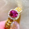 18K gold diamond inlaid Sri Lankan unfired padparadscha ring, main stone 1.35 carats, classic and versatile