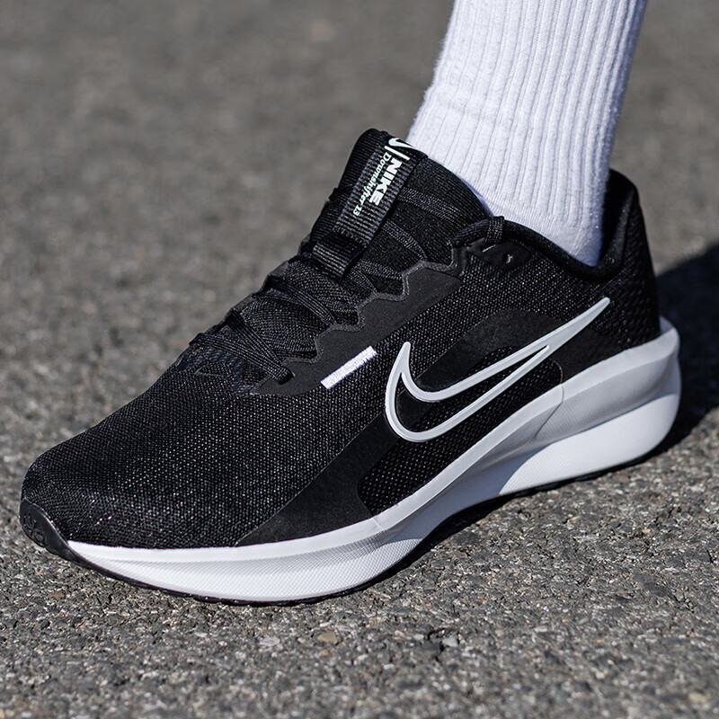 Nike耐克QUEST 5男鞋2024春季低帮运动鞋正品男士透气缓震跑步鞋 - 图1