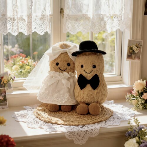 [仅衣服]趣味花生企鹅婚纱娃衣玩偶压床娃娃婚礼礼物着替jellycat - 图1