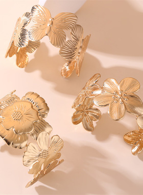 跨境欧美花卉新款金属手镯光面宽