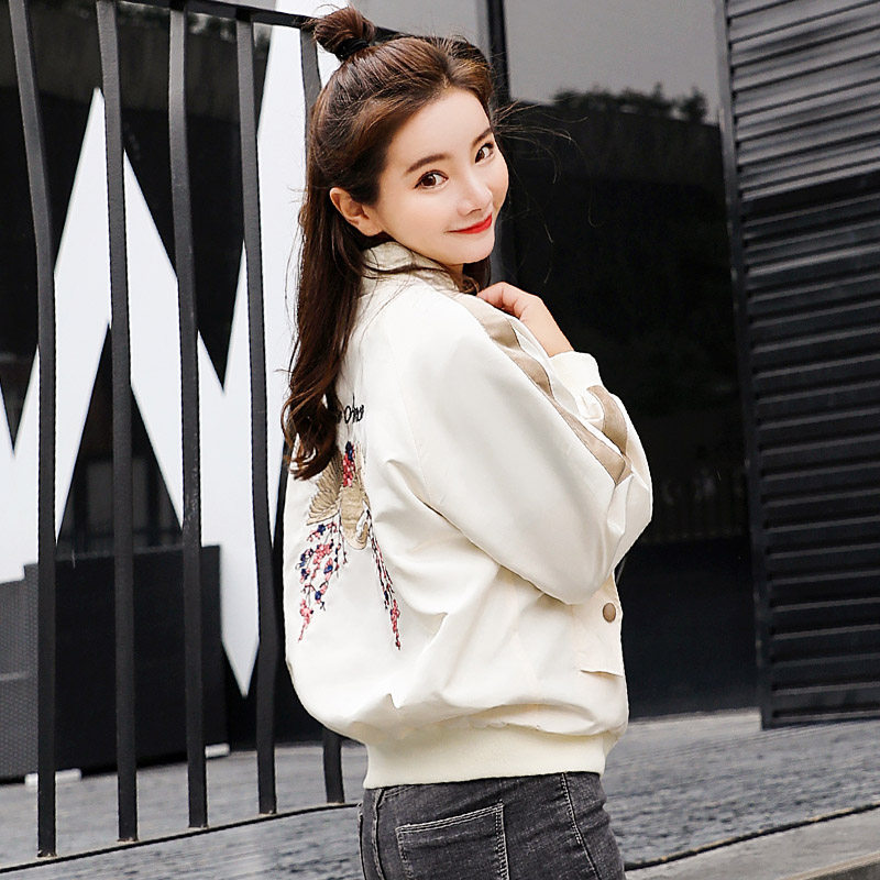 绣花短外套女宽松bf夹克衫小棒球服 匡魅短外套