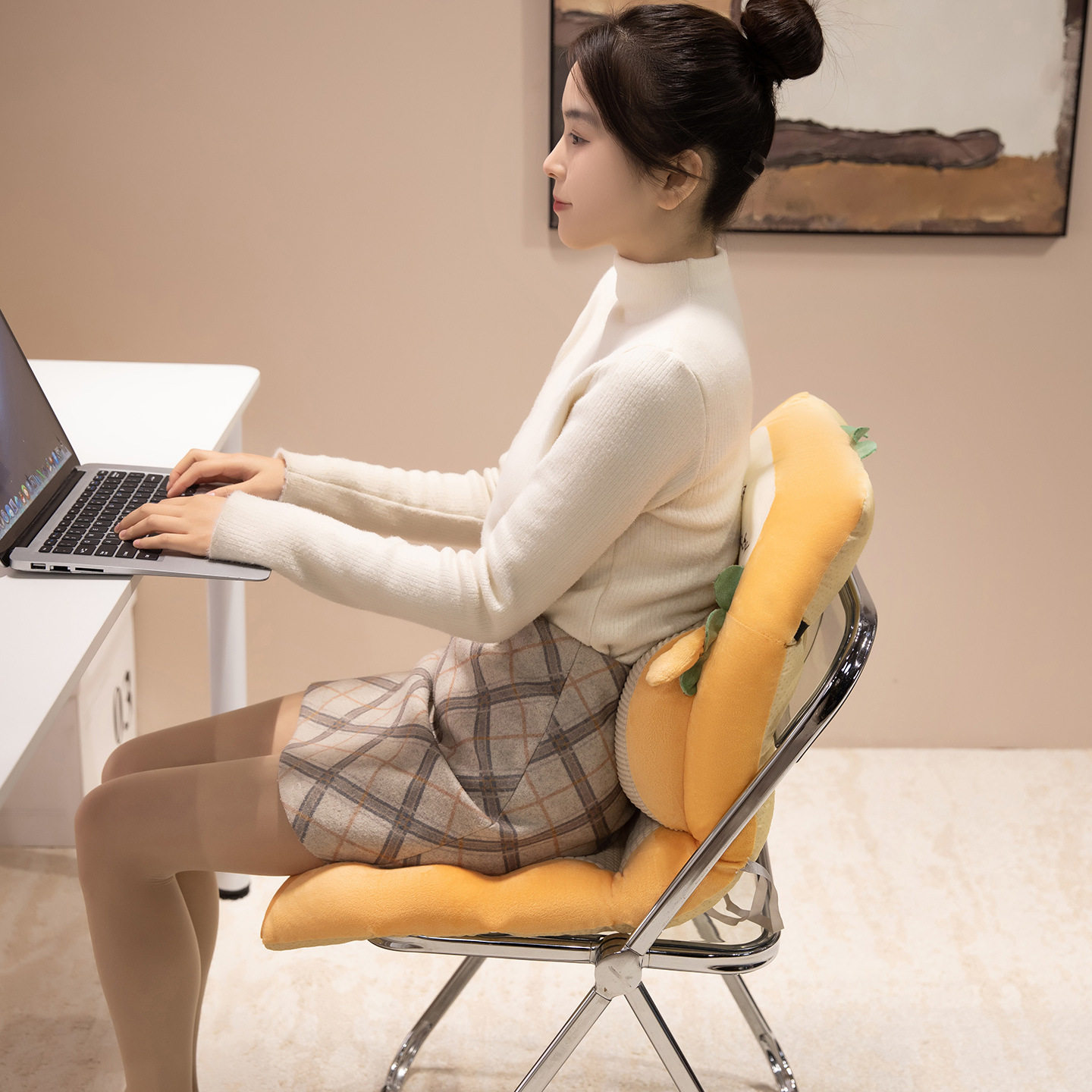 毛绒坐垫靠背一体办公室久坐靠枕学生屁股垫子椅子垫座椅屁垫加厚,淘宝优惠券,粉丝福利购,淘宝优惠卷