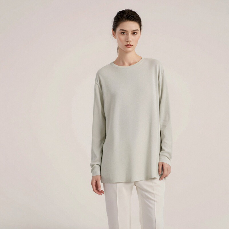 设计师品牌YEARLYPLAN24春季新款女装经典宽松全棉圆领长袖T恤 - 图3