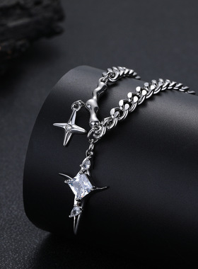 方钻星芒十字架钛钢潮酷锁骨链