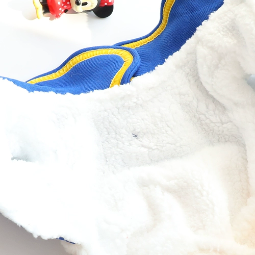 Собачья одежда осень и зима с четырьмя толстыми толстой хлопчатобумажной мультфильмом милый большой пердук