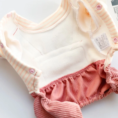 Осенняя одежда для собак Осенняя одежда с четырьмя брюками для ремней на сайте