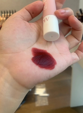 泰显白啦！浓郁发黑的血浆红