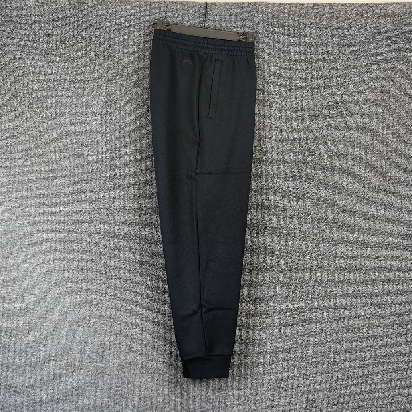 安踏运动裤男2025冬季新款凯里欧文美式休闲宽松收口裤172541307N,淘宝优惠券,粉丝福利购,淘宝优惠卷