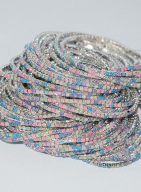 细手彩色水钻手链女2025年新款单排水晶弹力全钻手镯轻奢高级女生