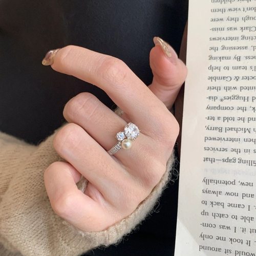 法式轻奢大圆钻珍珠戒指耳钉女镶嵌锆石简约设计复古气质名媛套装 - 图2