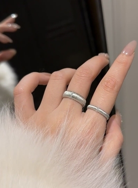 法式复古轻奢拉丝工艺戒指