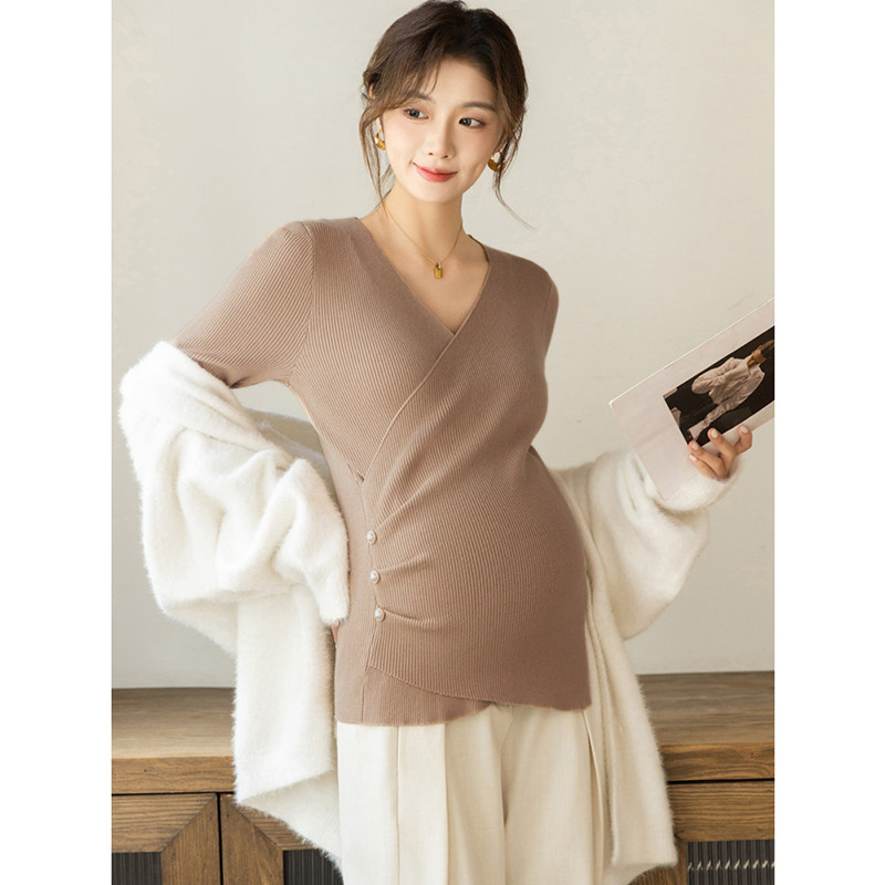孕妇打底衫秋冬2026新款卡其色交叉领毛衣保暖针织长袖内搭上衣女,淘宝优惠券,粉丝福利购,淘宝优惠卷