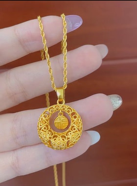 设计感小众网格福牌吊坠项链锁骨链送女友礼物