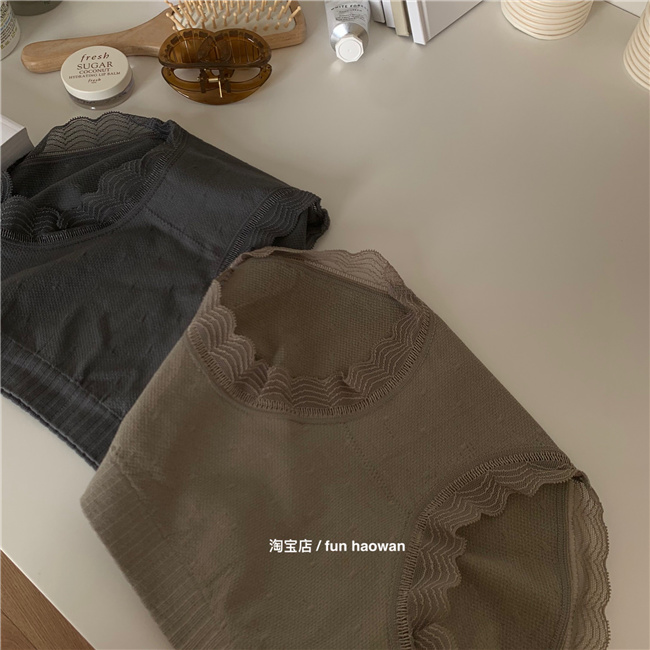 杏仁奶茶~秋日&果实色系无缝内裤女好穿中腰蕾丝边三角裤纯色包臀 - 图2