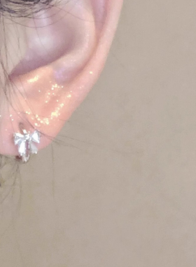 白色锆石蝴蝶结耳扣简约