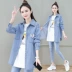 2021 áo sơ mi denim mùa xuân mới của phụ nữ mùa xuân và mùa thu phong cách nước ngoài tính khí giảm tuổi mặc bên ngoài áo khoác dài tay bùng nổ áo khoác - Áo sơ mi dài tay