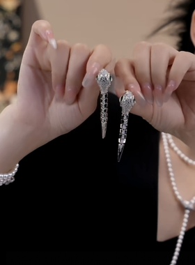 2025年新款珍珠项链女轻奢小众高级感锁骨链送女友闺蜜生日礼物