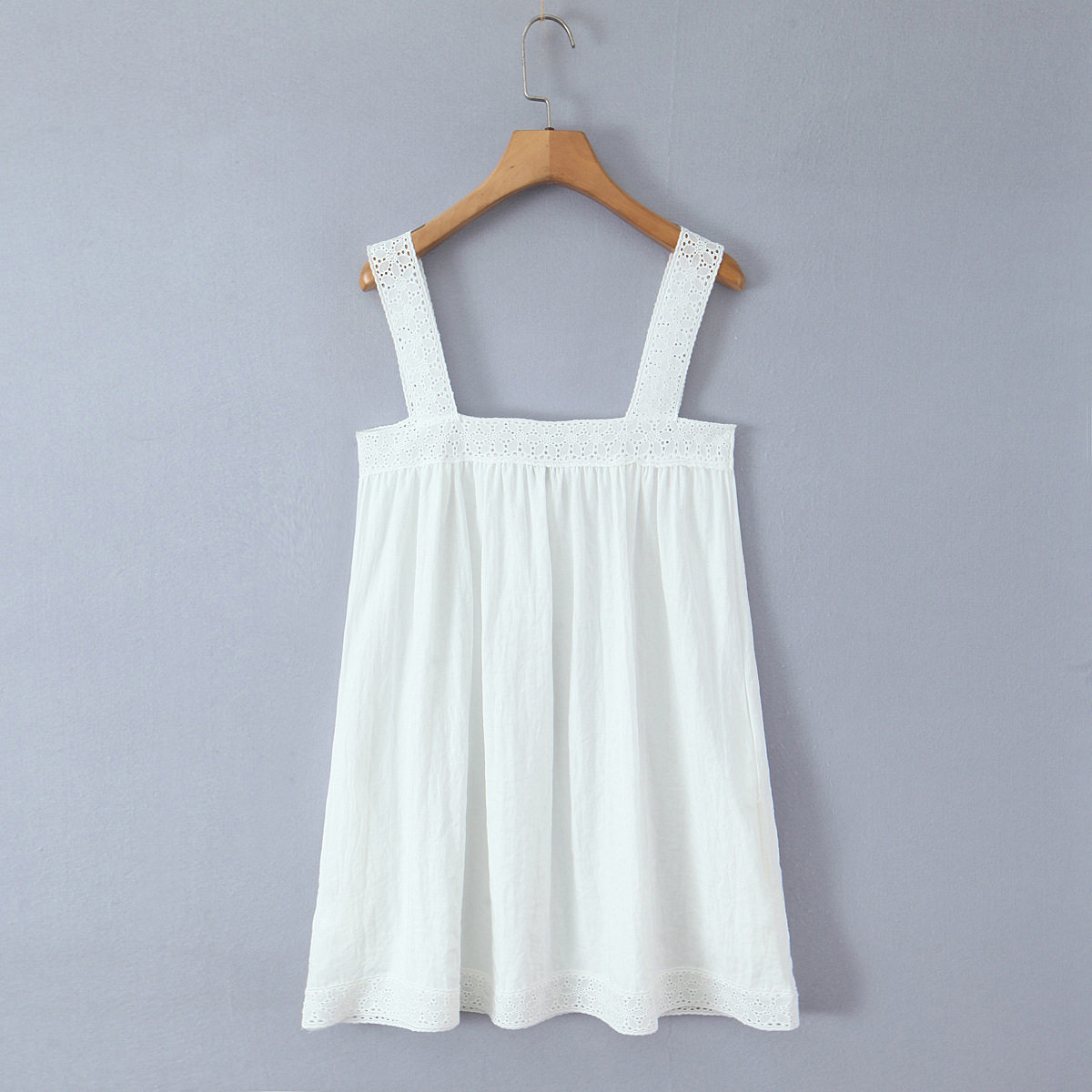 法式时尚沙滩度假风宽松休闲甜美少女蕾丝拼接吊带连衣裙2026夏季,淘宝优惠券,粉丝福利购,淘宝优惠卷