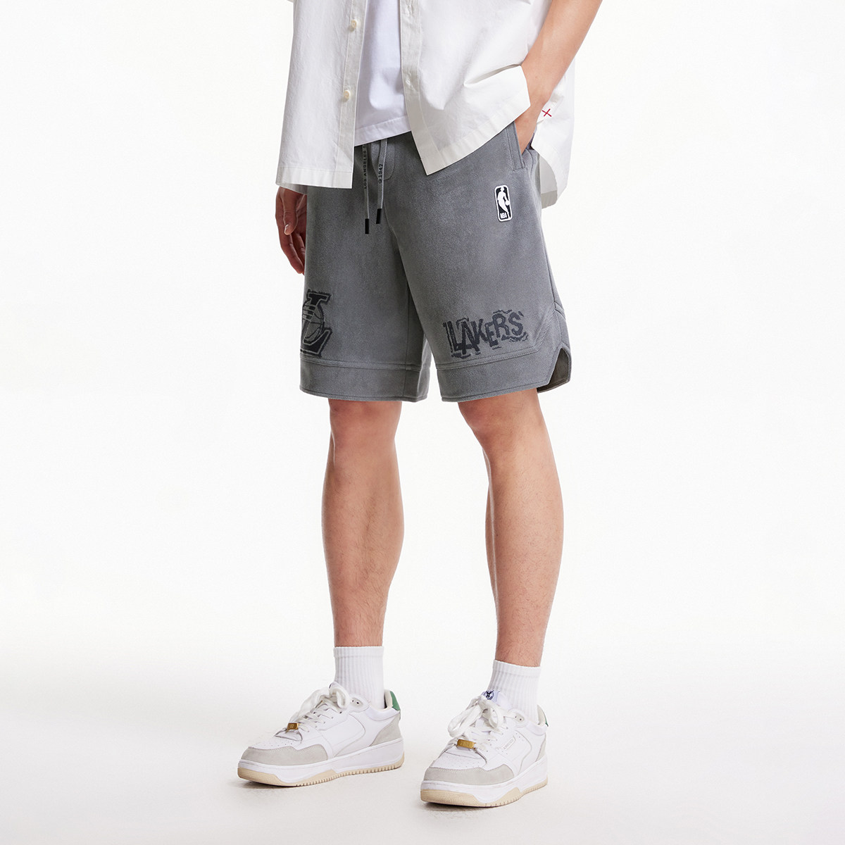 杰克琼斯NBA联名冬男装短裤湖人队字母刺绣潮时尚运动百搭裤子,淘宝优惠券,粉丝福利购,淘宝优惠卷