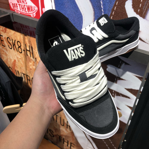 VANS范斯 Hylane黑灰翻毛皮低帮美式复古男板鞋面包鞋VN000D26BMA - 图1