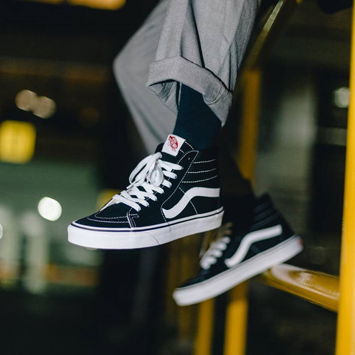 VANS黑白经典款高帮SK8 HI范斯男女鞋情侣帆布滑板鞋VN000D5IB8C - 图2