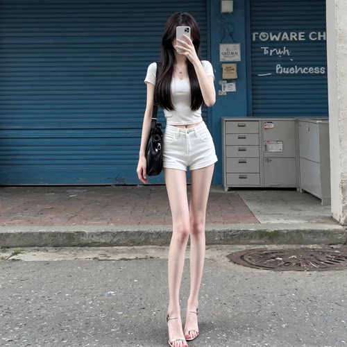白色弹力牛仔短裤女2026夏季韩版宽松显瘦辣妹卷边a字阔腿热裤子 - 图2