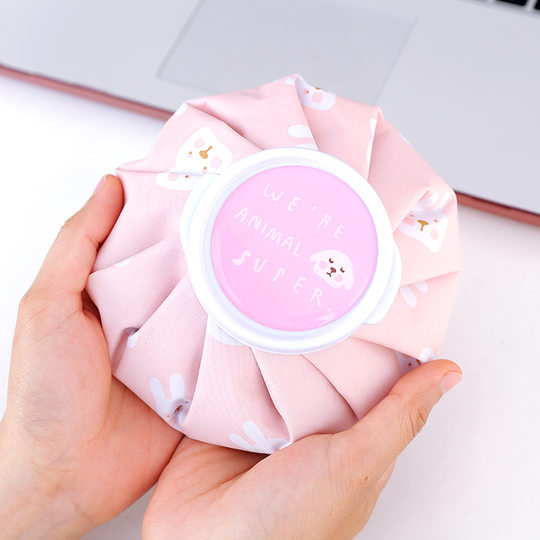 Water-filled cartoon hot and cold student waist portable physiotherapy bag