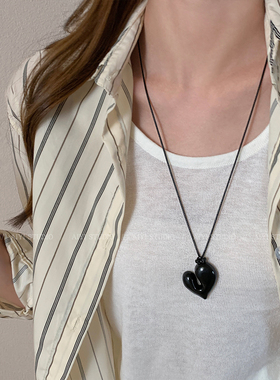 安可拉红色爱心吊坠项链长款女