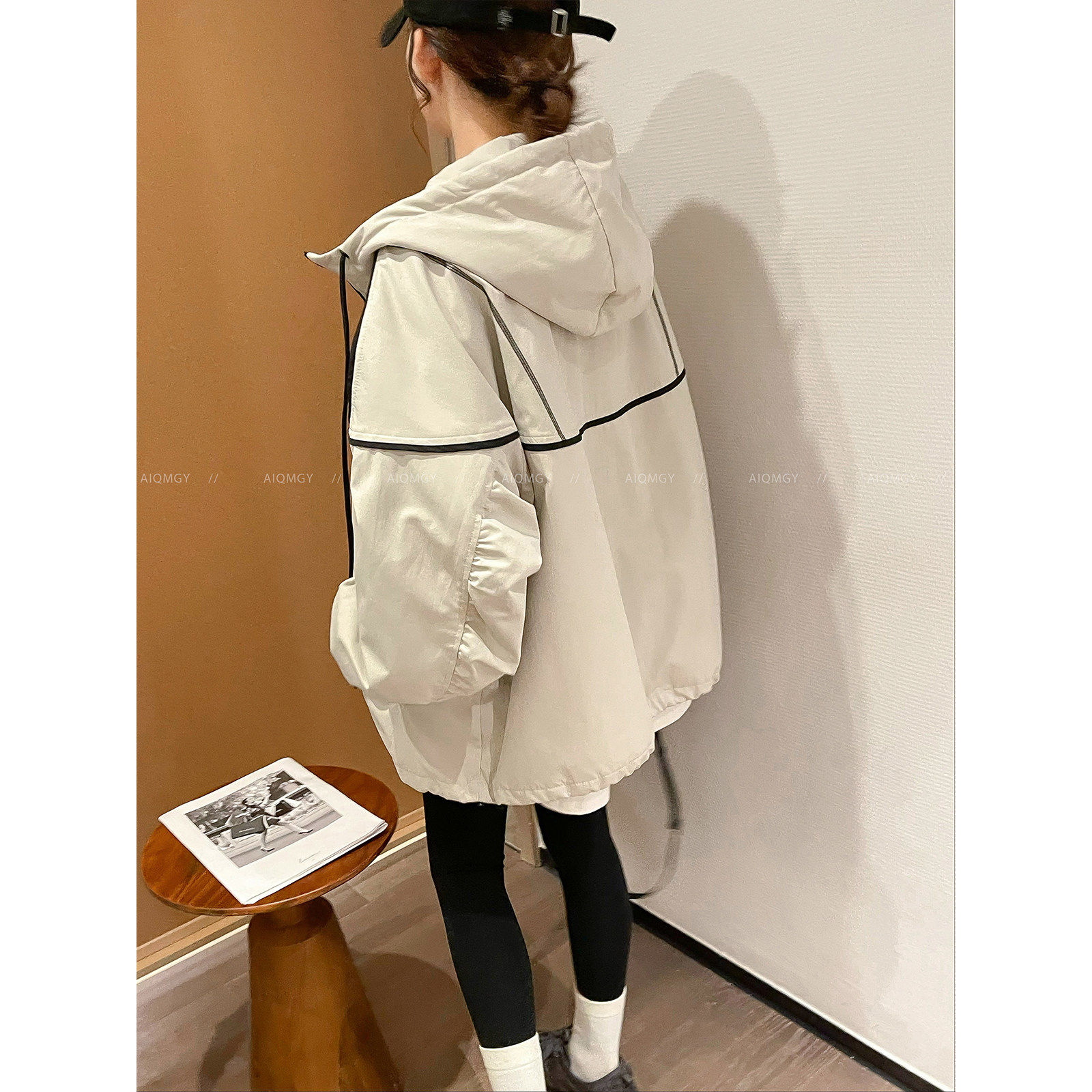 爱情魔鬼鱼 杏色高级感连帽冲锋衣女2025年秋冬夹棉宽松休闲外套,淘宝优惠券,粉丝福利购,淘宝优惠卷