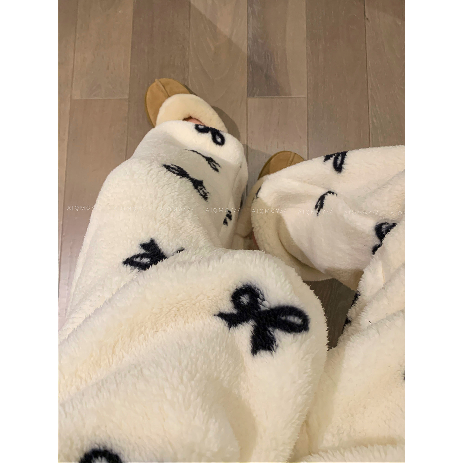 爱情魔鬼鱼 家居服套装女2025年冬季新款外穿保暖睡衣睡裤两件套,淘宝优惠券,粉丝福利购,淘宝优惠卷