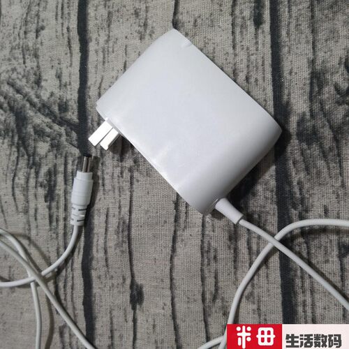 小鱼在家电源适配器 分身鱼2机器人 小鱼易连视频会议终端充电线 - 图0