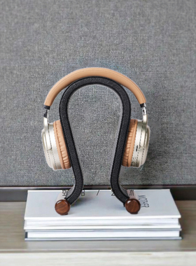 空合复古音响皮摆件样板间